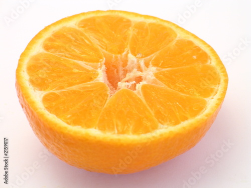 mandarine halbiert