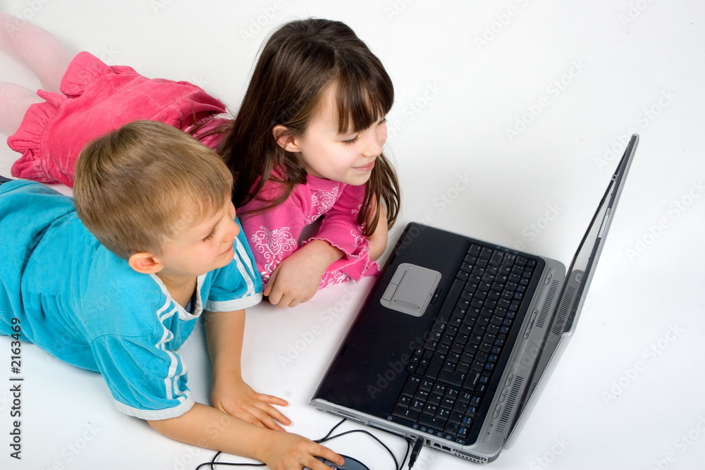 children with computer
