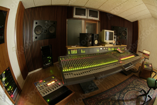 professional audio mixer