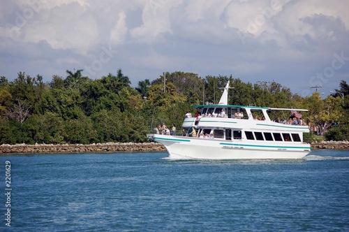 miami sightseeing boat