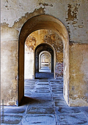 archways © Ken Marshall