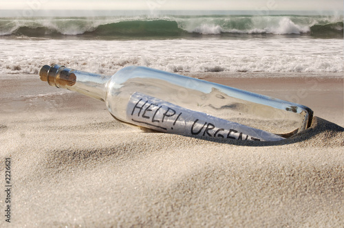 help message in a bottle photo