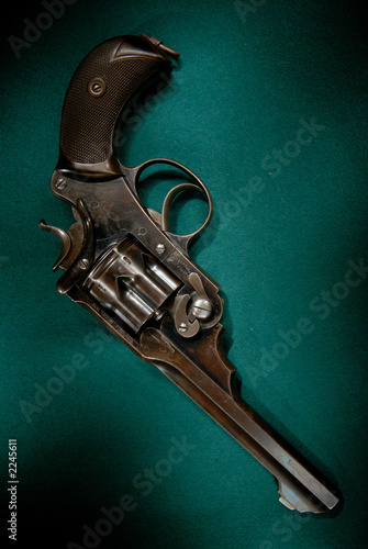 revolver 1