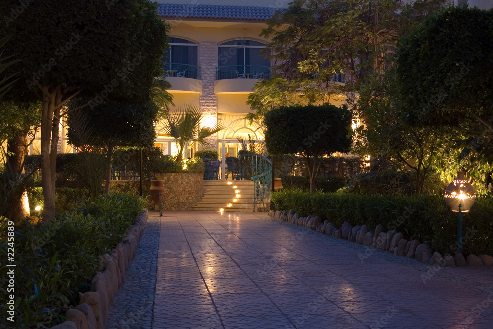 Fototapeta premium hotel w nocy