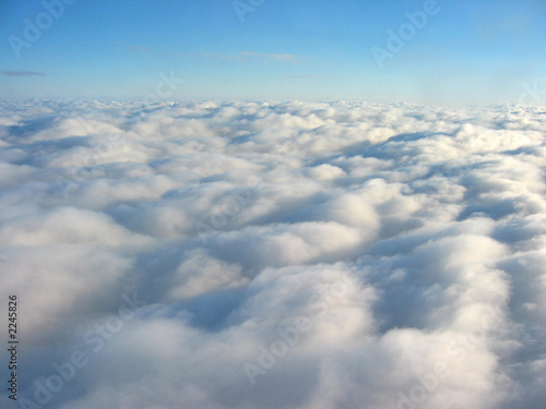 sopra le nuvole