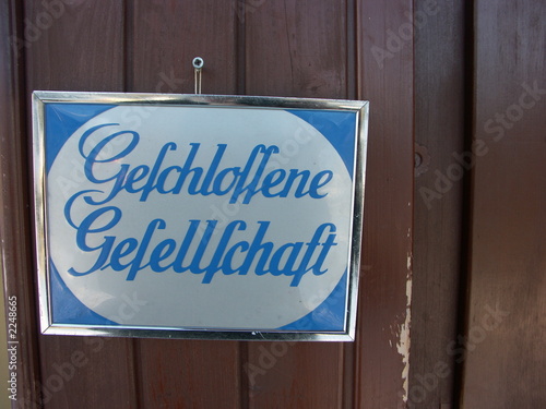 geschlossene gesellschaft