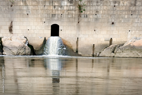drainage system outflow