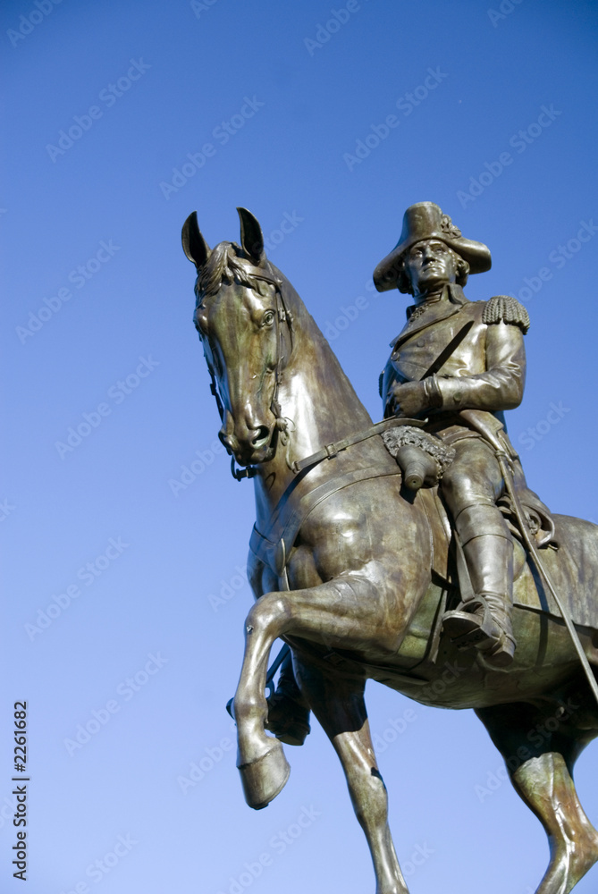Fototapeta premium statue of george washington