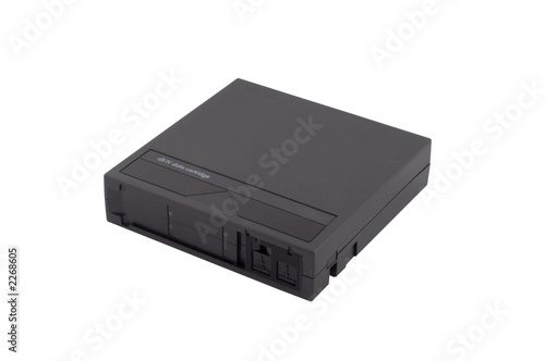 dlt backup tape