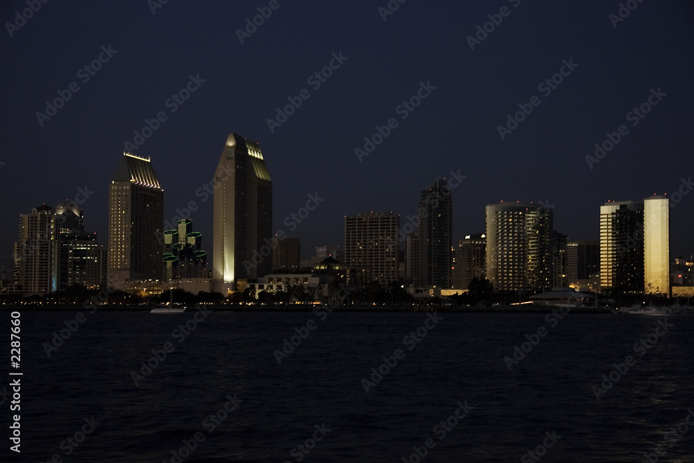Fototapeta premium san diego dusk skyline 2