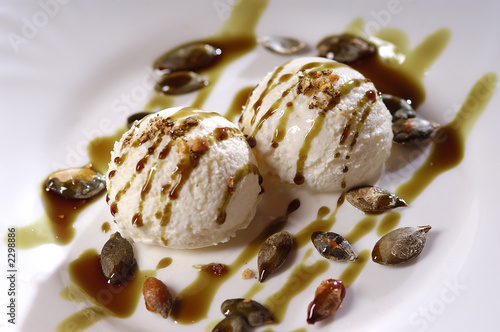 ice cream with pumpkin oil