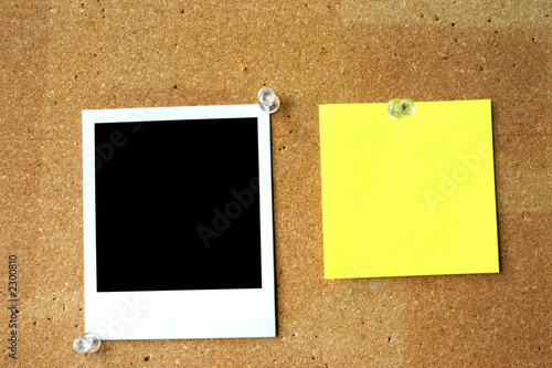 Canvas Print blank post-it and polaroid