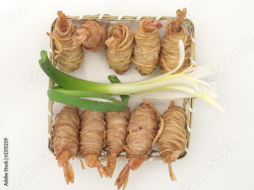 fritierte shrimp in nudeln