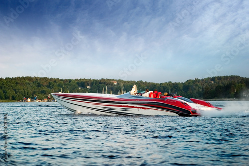 luxury speedboat photo