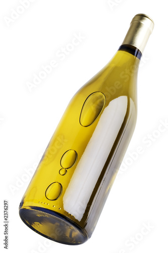 white wine with bubbles