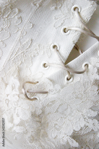 détail de robe de mariée photo