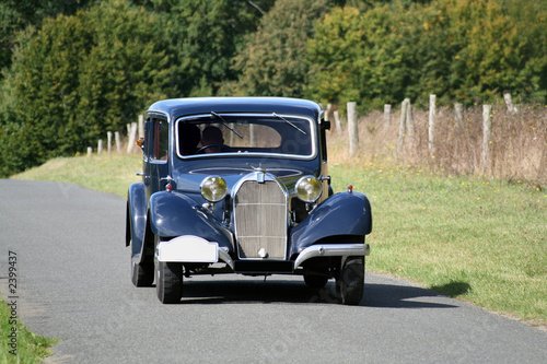 voiture traction © philippe Devanne