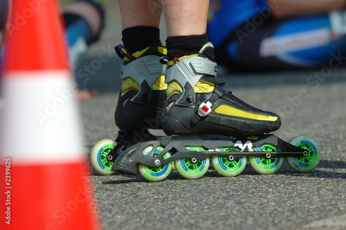 Wallpaper Mural speedskater Torontodigital.ca