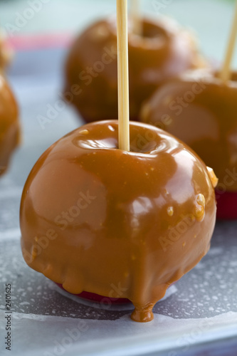 carmel apples