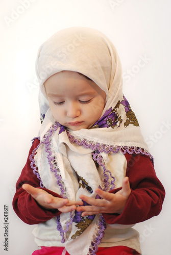 child pray