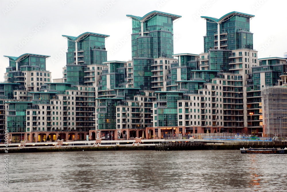 apartments along the thames