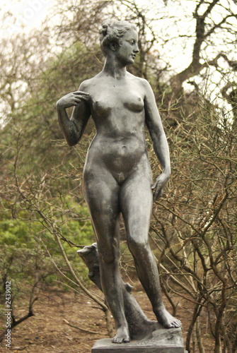 public statue in chelsea