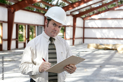 Φωτογραφία construction inspector - suspicious