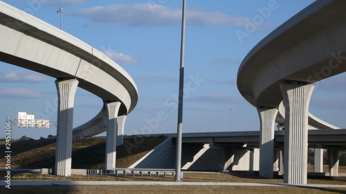 Fotografia twin highway overpasses