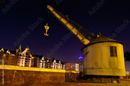 hamburg speicherstadt - kran