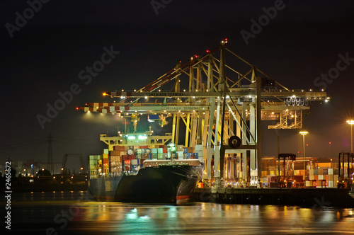 containerschiff hamburg