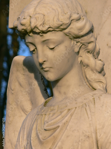 grave angel