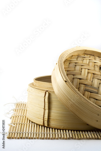 bamboo steamer