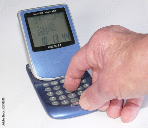 calculator with right hand