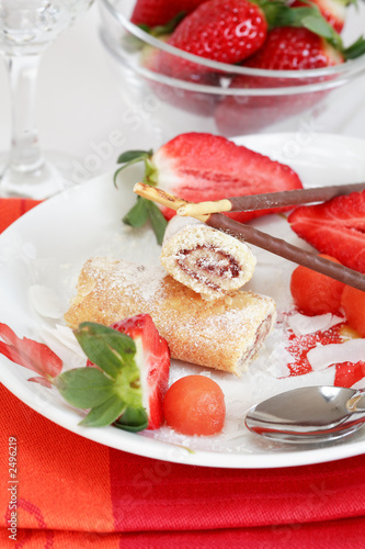 strawberry biscuits with fruits