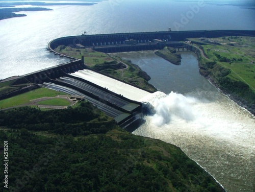staudamm itaipu binational