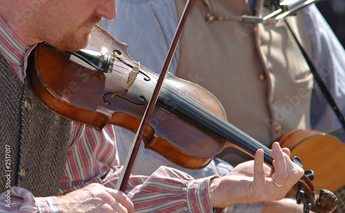 playing the fiddle