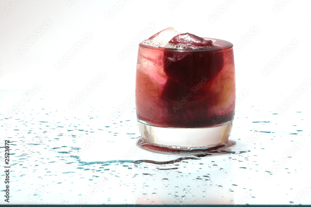 glass with ice and drink - obrazy, fototapety, plakaty 