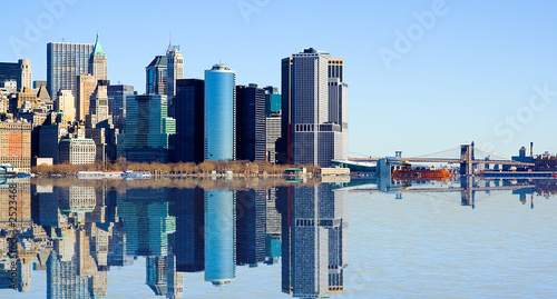 lower manhattan and brooklyn bridge