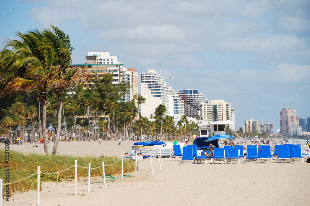 Obraz premium panoramic view of ft lauderdale beach