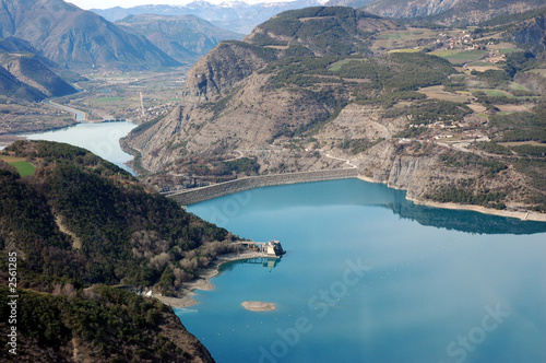 lac de serre ponçon