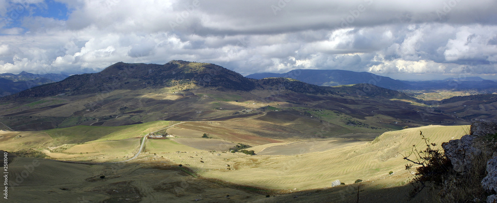 Fototapeta premium fertile valley