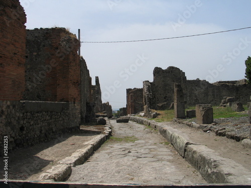 little travelled road in pompeii