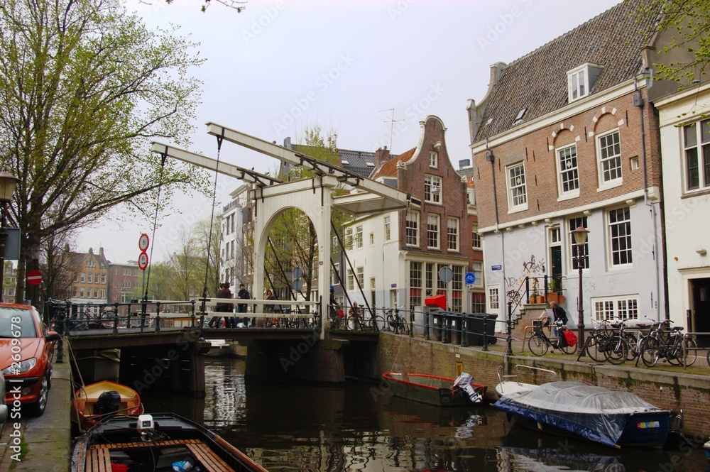 amsterdam channel view