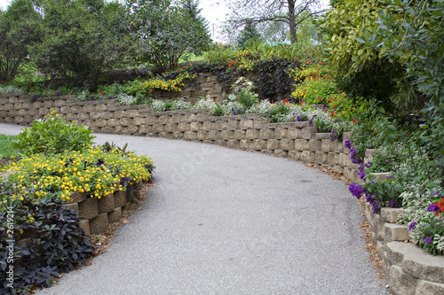 floral path