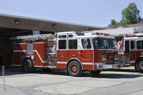 hook and ladder firetrucks