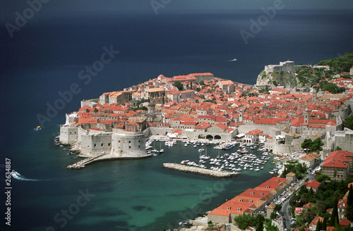 Fototapeta Naklejka Na Ścianę i Meble -  the old city of dubrovnik