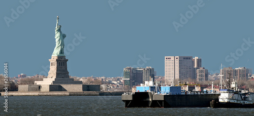 tug and liberty