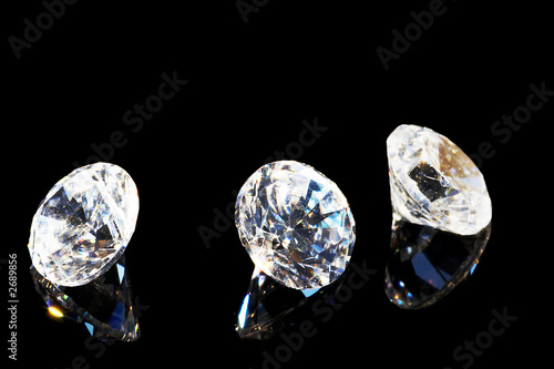 sparkling zirkonias