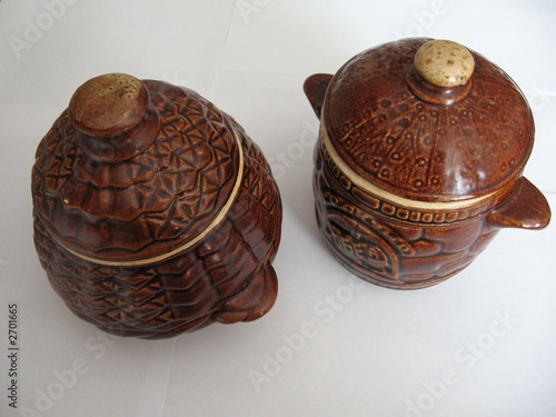 pots with lid