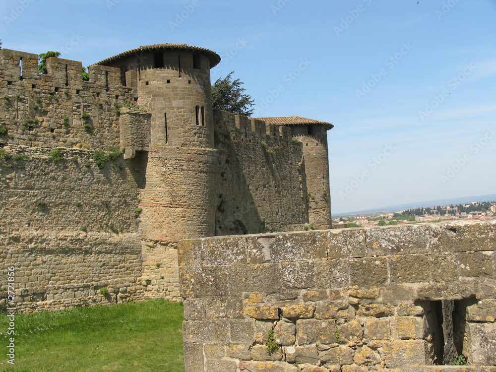 carcassonne outside walls